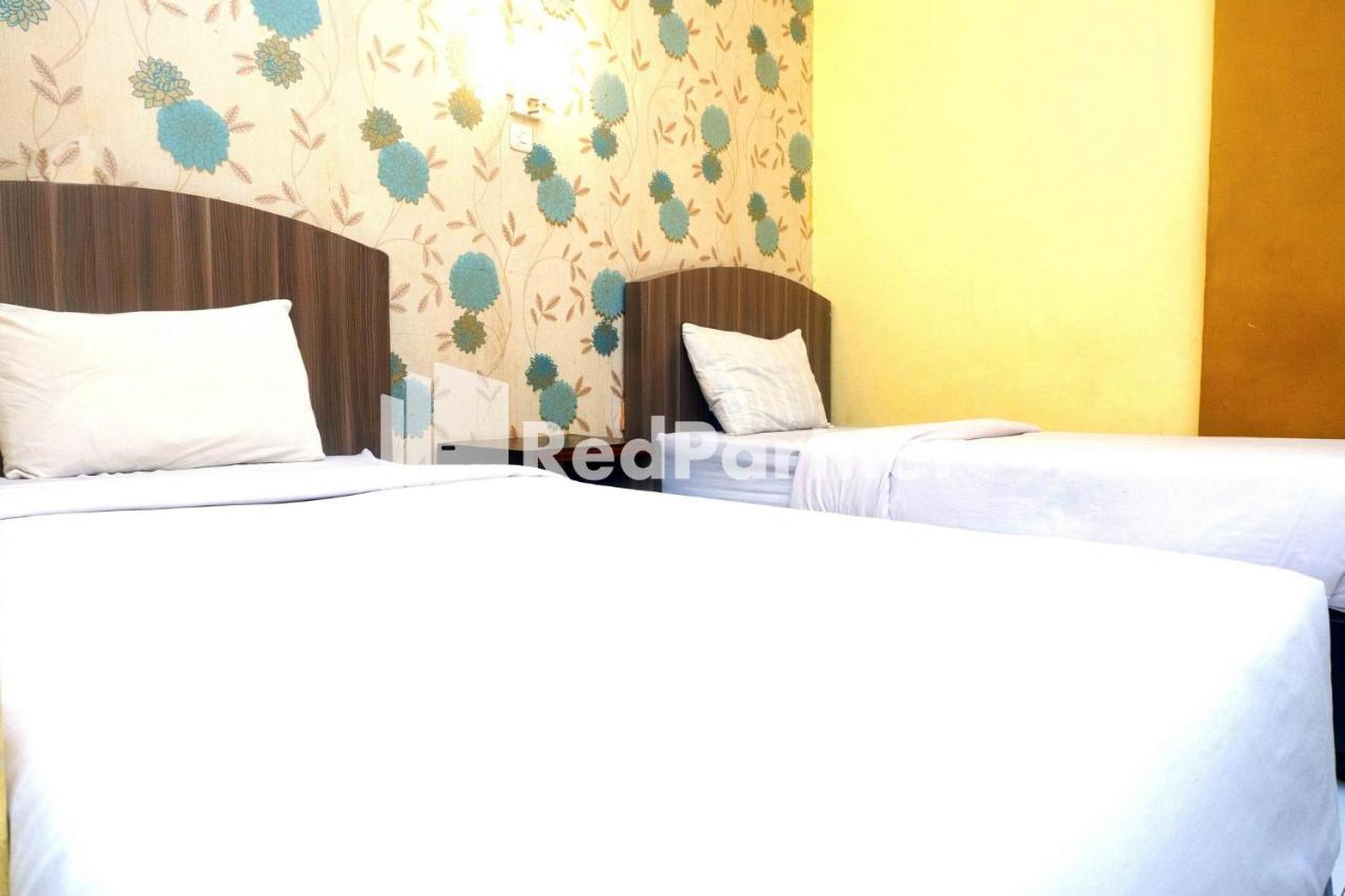 Hotel Permata Makassar Mitra Reddoorz Balangberu Exterior foto