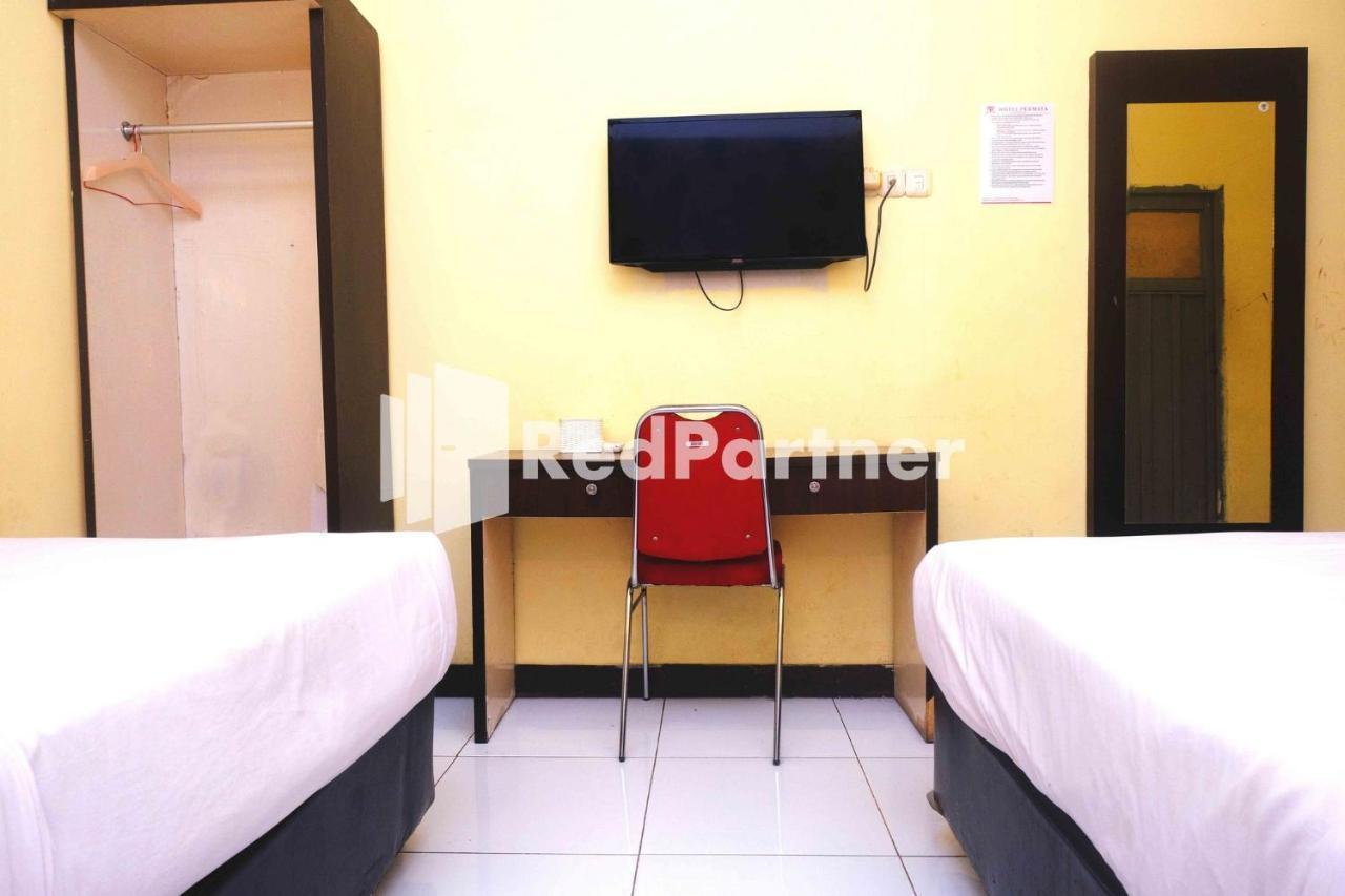 Hotel Permata Makassar Mitra Reddoorz Balangberu Exterior foto